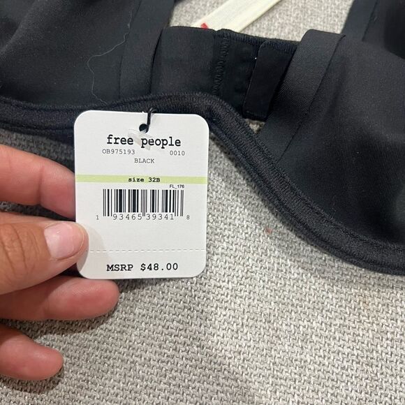 Free people intimately | 32B - Picture 4 of 4